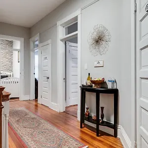 E2 Centrally Located In Carytown Fully Fenced Apartment Richmond