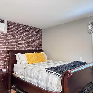 E3 Centrally Located In Carytown Fully Fenced Holiday home Richmond
